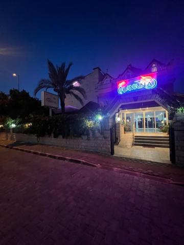 Havana Hotel ケメル エクステリア 写真